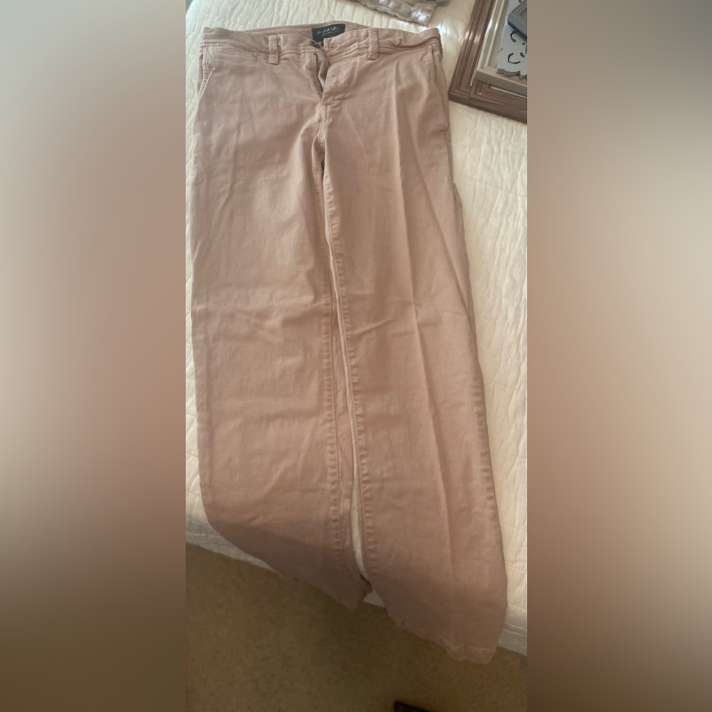 American Eagle Outfitters Tan Chinos